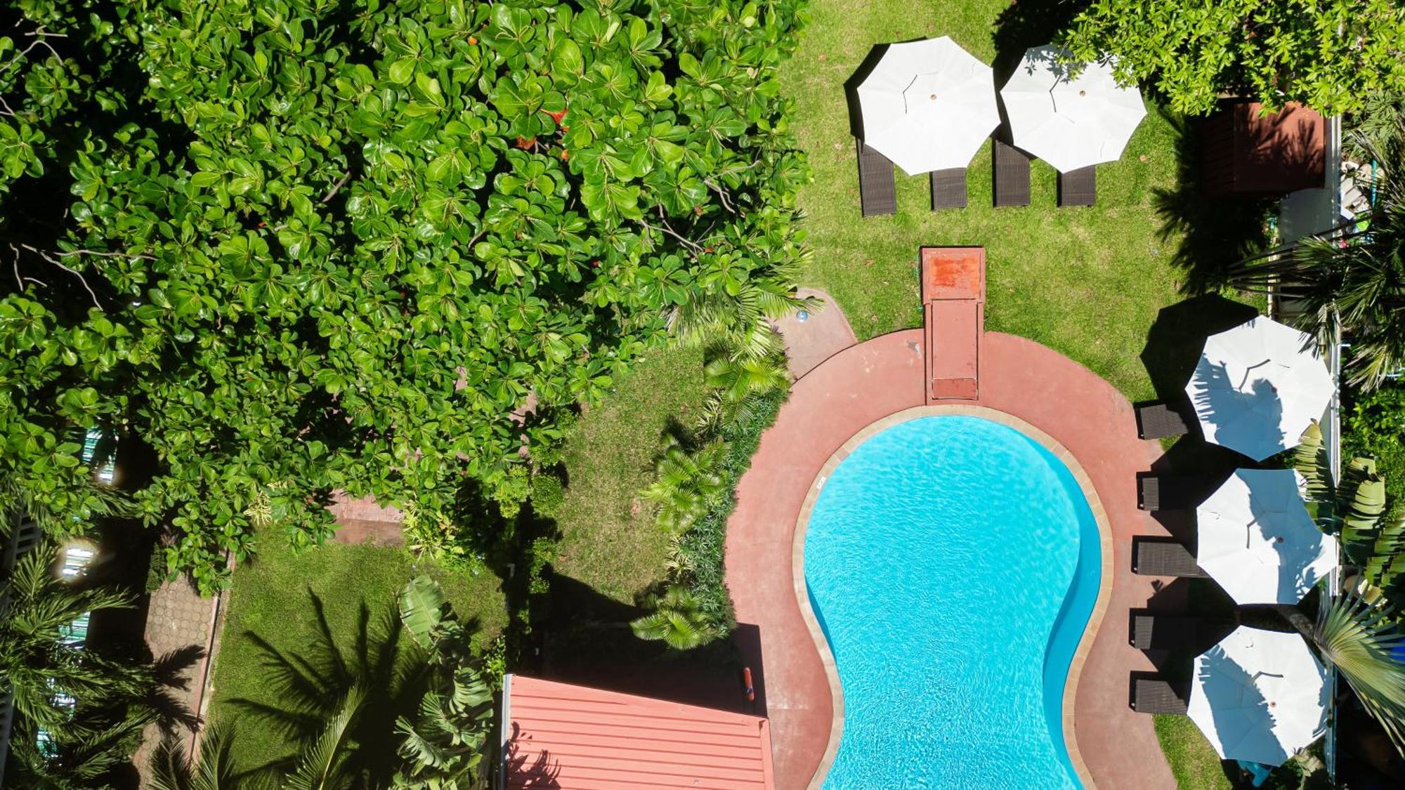 Touch Sea Boutique Hotel&Bistro Karon Exterior foto