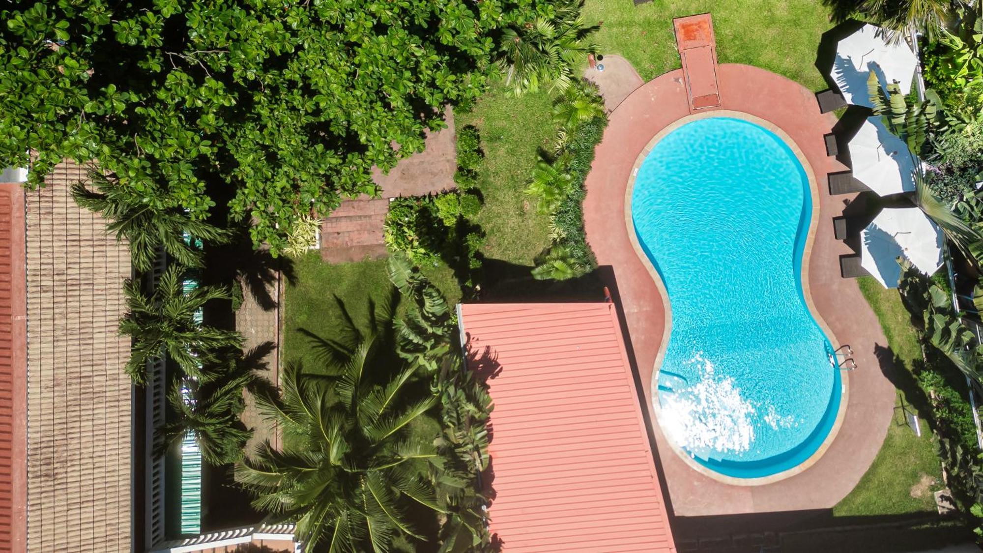 Touch Sea Boutique Hotel&Bistro Karon Exterior foto